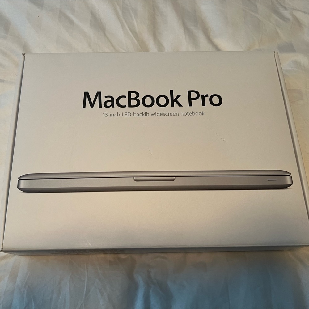 13.3 inch Apple MacBook Pro